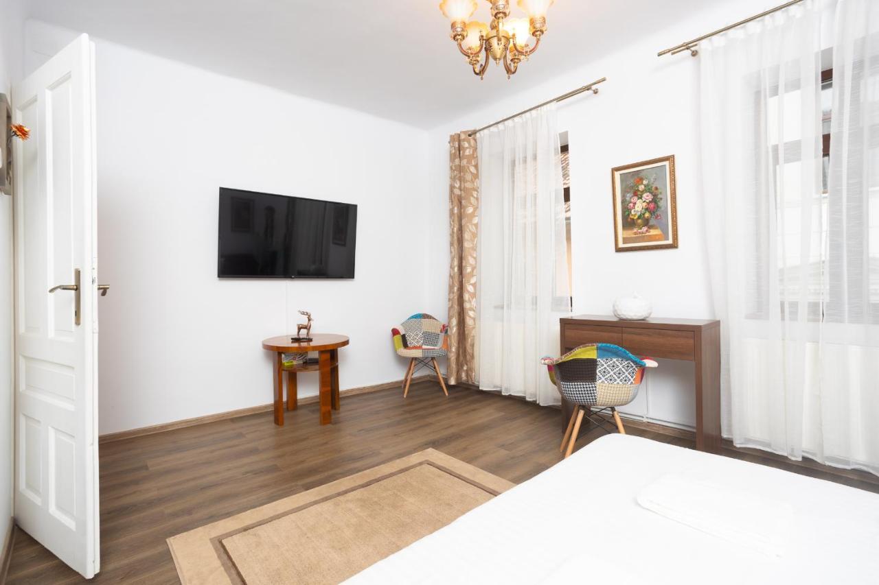 Wagner Apartment ブラショフ エクステリア 写真